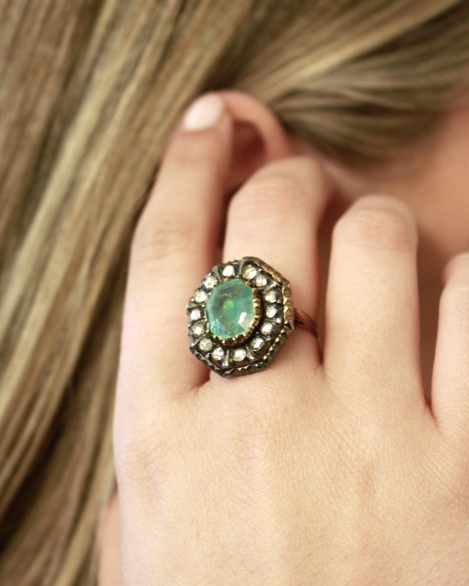 Anillo Georgiano Esmeralda - Imagen 3